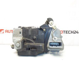 A trava da porta direita Peugeot 307 3 portas 9136k8