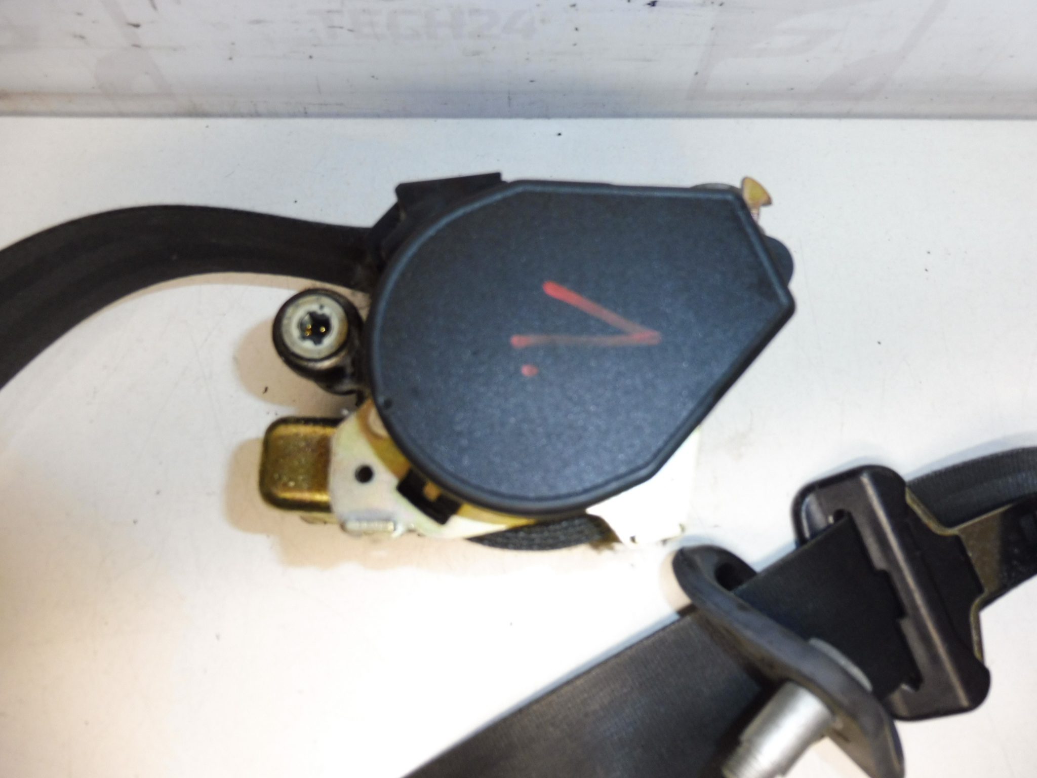 Cinto de segurança traseiro esquerdo Citroën Xsara Picasso 96314387XX 8973L7