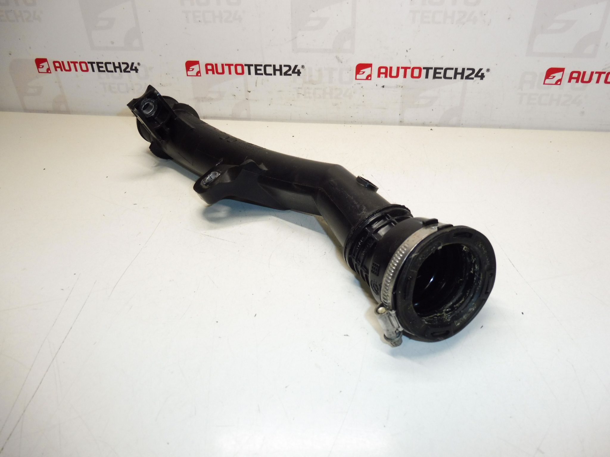 Conexão de ar 1.5 HDI Citroën Peugeot 9831710780 - Image 2