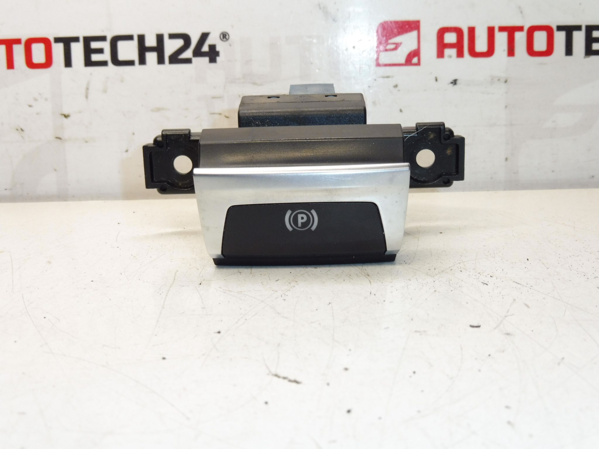 Controlador de freio de mão Peugeot 308 T9 96785851VV