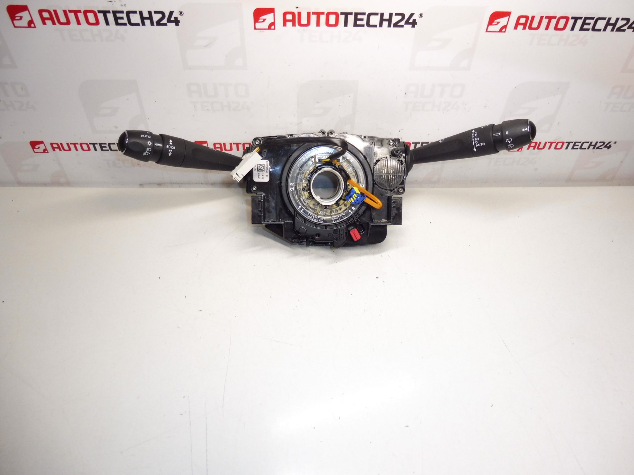 Controles de alavanca Citroën Peugeot COM2008PV2 98180645ZD