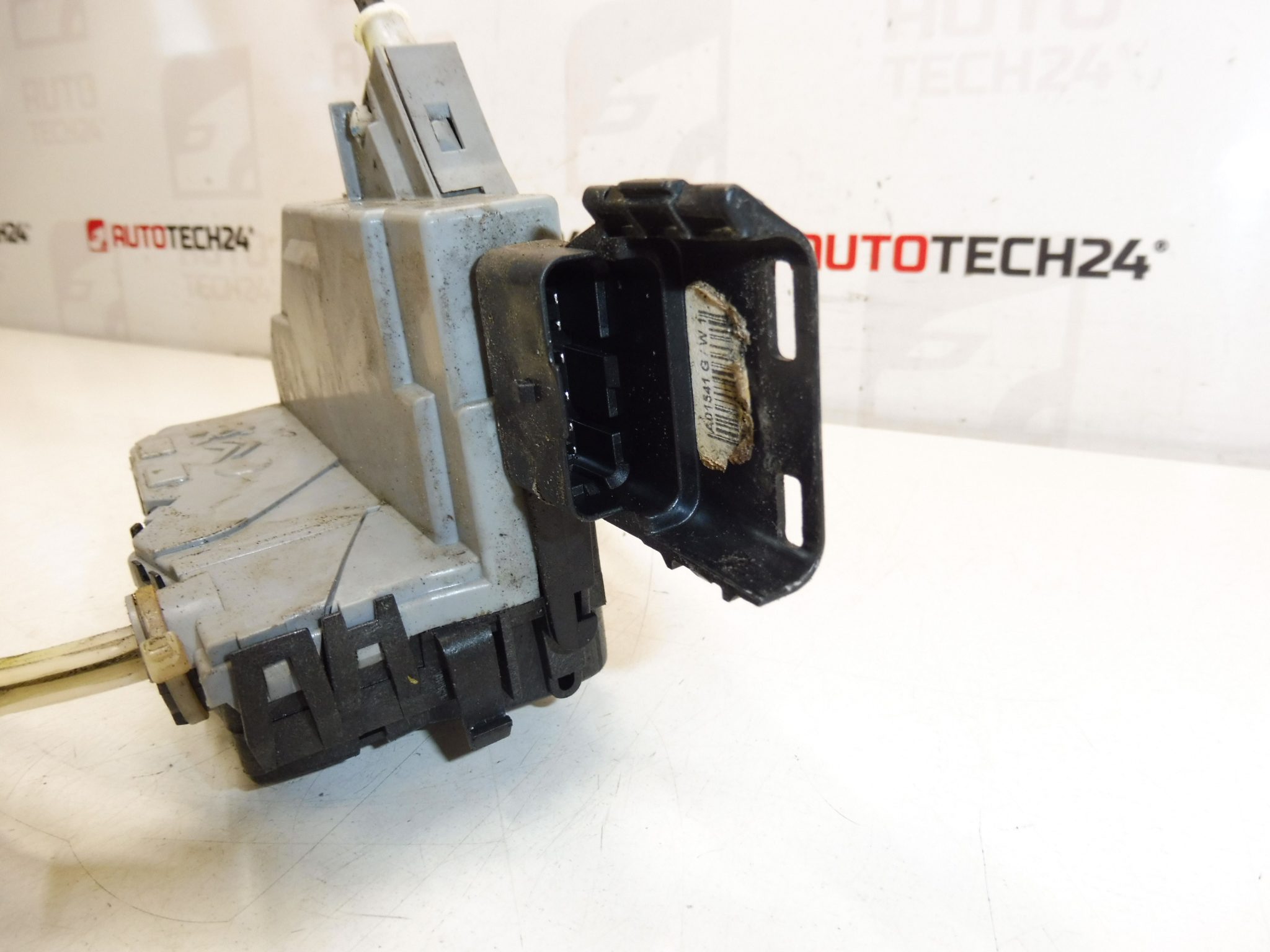 Fechadura da porta do passageiro traseiro direito Peugeot 3008 5008 9800623880 9138Z2 - Image 2