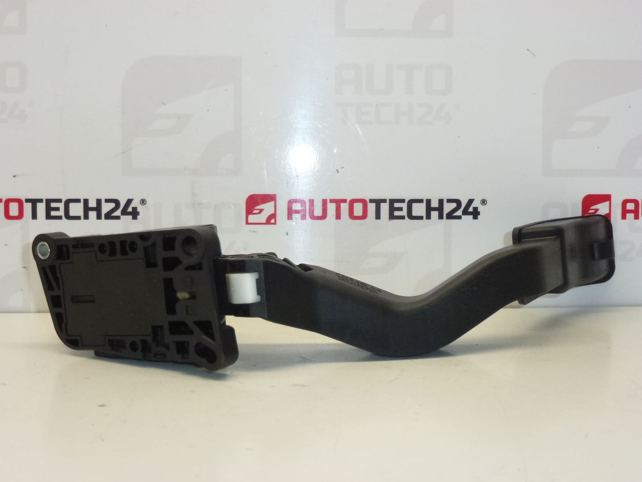 Pedal do acelerador Bosch 0280755120 9684378880 1601Z2 - Image 2