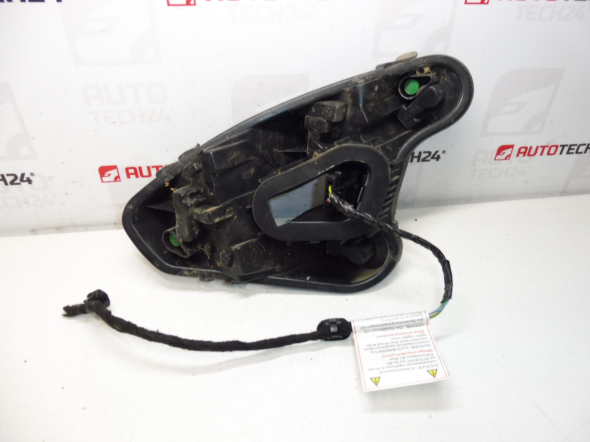 Soquete de lâmpada traseira direita Peugeot 308 Hatchback 1606959180 - Image 2