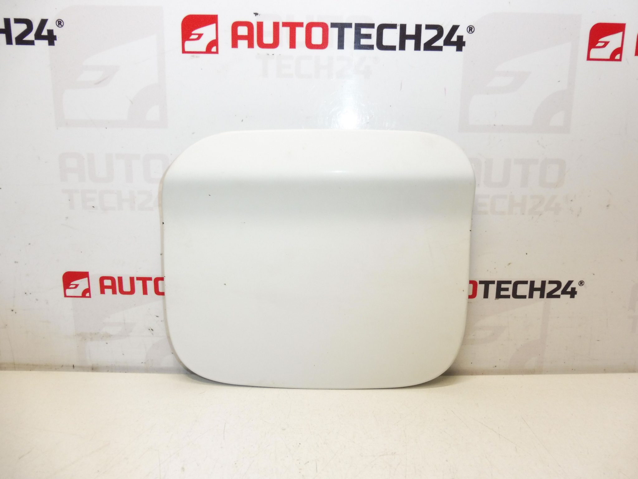Tampa do tanque Citroen C-Elysée EWP 9677571580