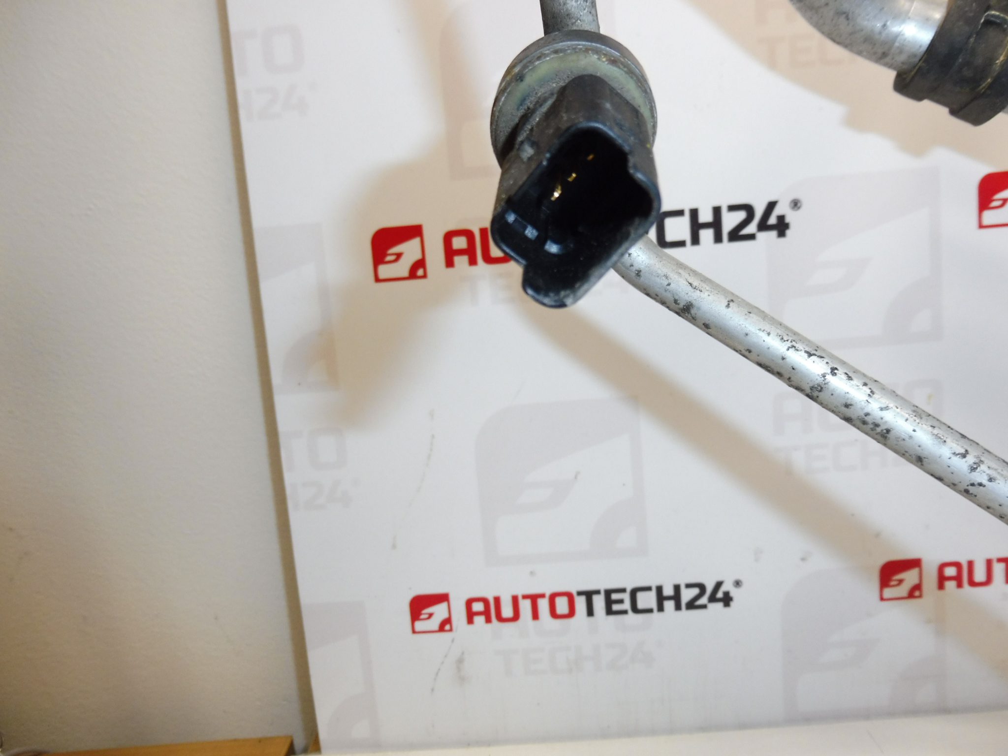 Tubo climático Peugeot 207 9671596080 9800886980 6477J1 - Image 2